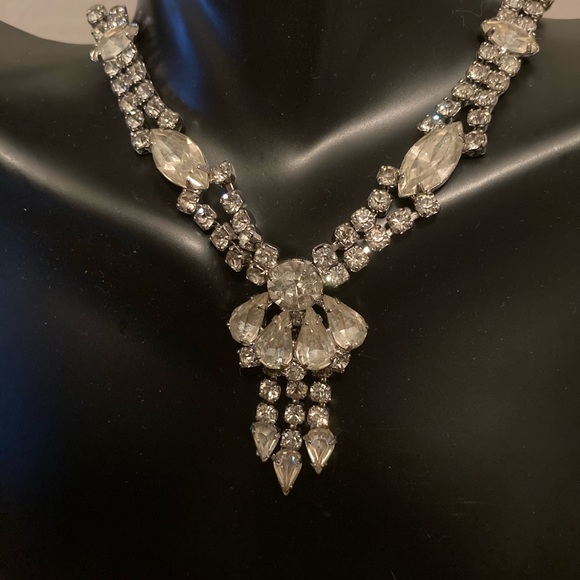 Vintage Rhinestone Necklace - Picture 3 of 3